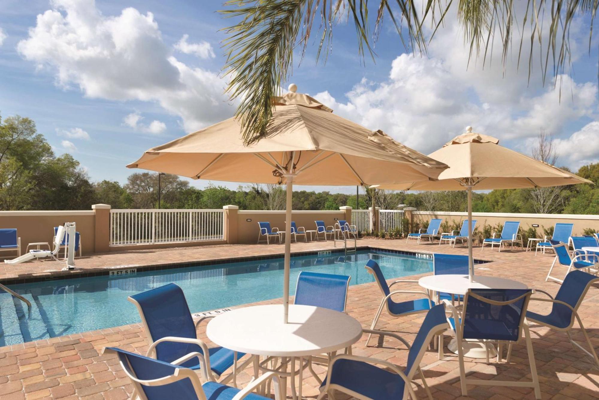 Hampton Inn & Suites - Deland De Land Exterior foto